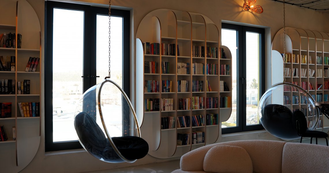 Przestrzeń, która inspiruje – nowa biblioteka „Samochodówki”