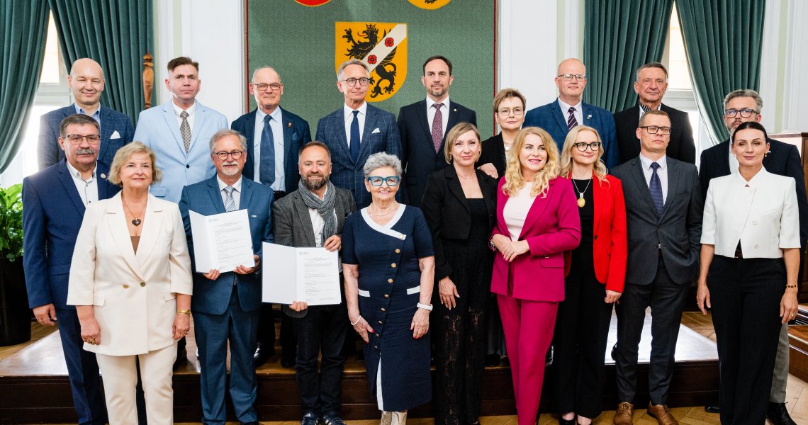 PEJ wzmacniają współpracę z Pomorzem. Inwestor podpisał w Starostwie Powiatowym porozumienie z organizacjami przedsiębiorców 