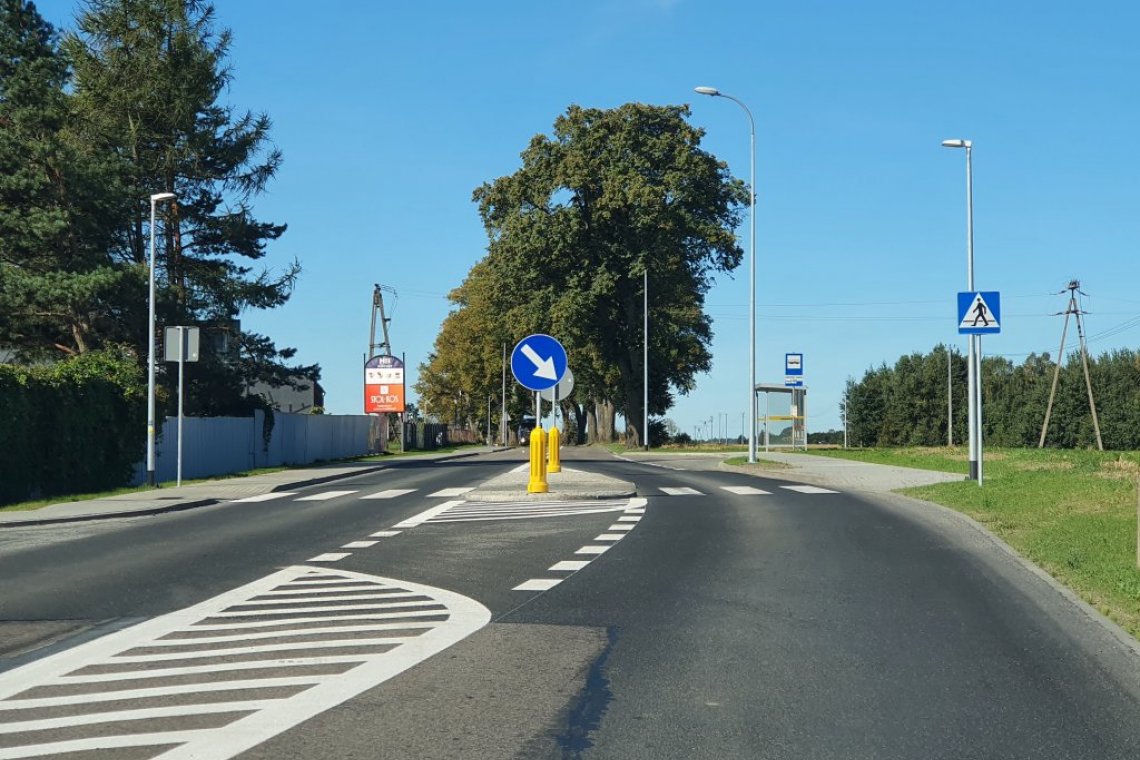  „Przebudowa i rozbudowa drogi powiatowej 1405G  na odcinku Szemud - Kamień, na odcinku Kielno - Karczemki oraz w miejscowości Kielno poprzez budowę chodników oraz zatok autobusowych wraz z remontami nawierzchni jezdni oraz budową oświetlenia”