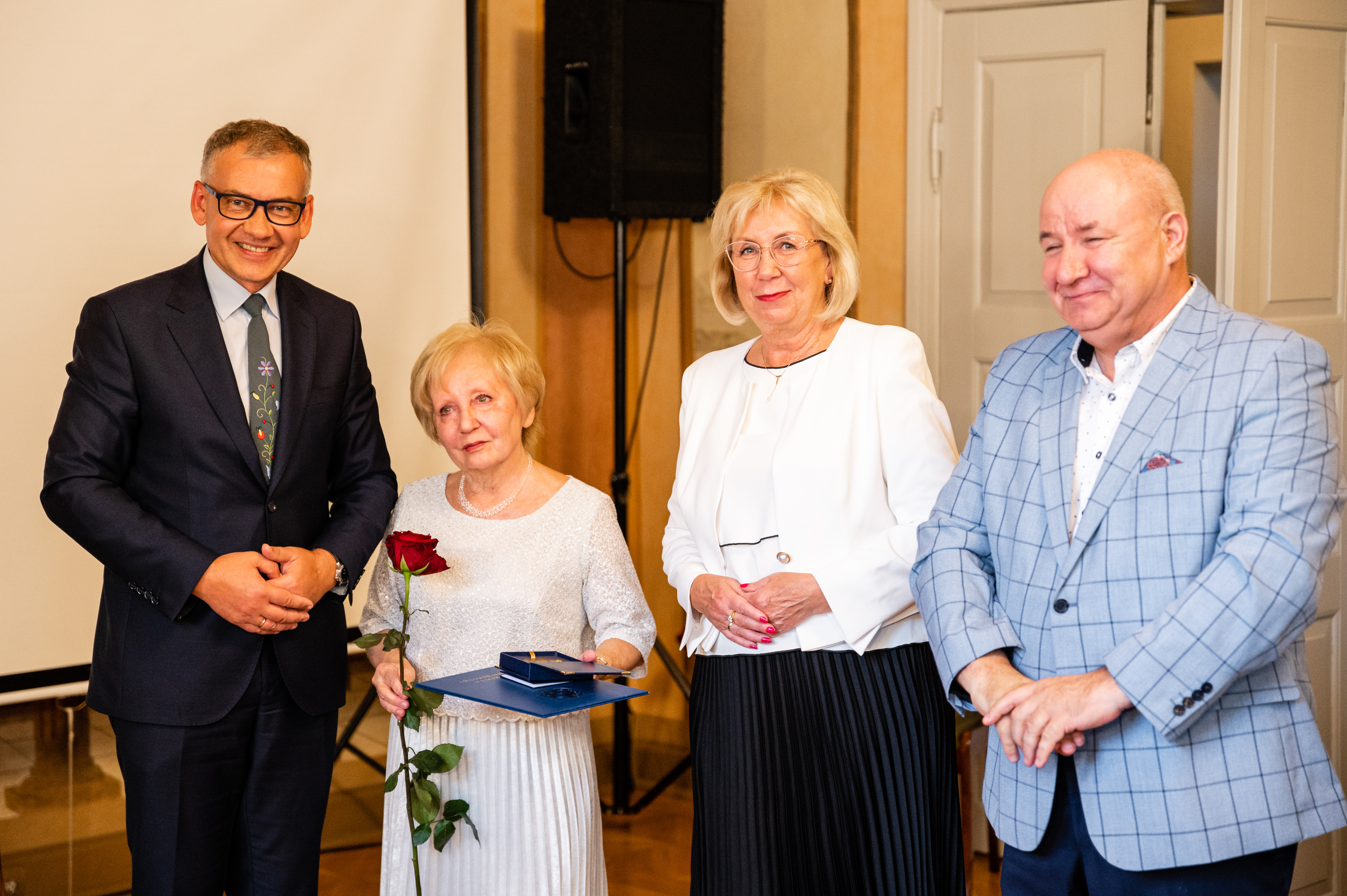 Powiat uhonorował medalami pracowników muzeum